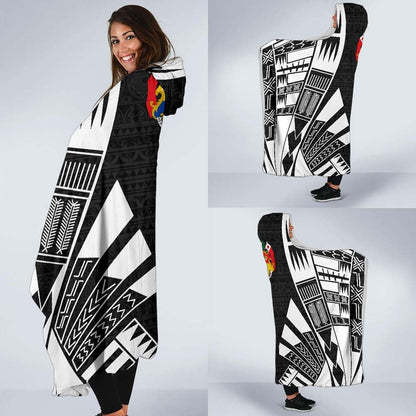 Tonga Hooded Blanket - Polynesian Tattoo Black