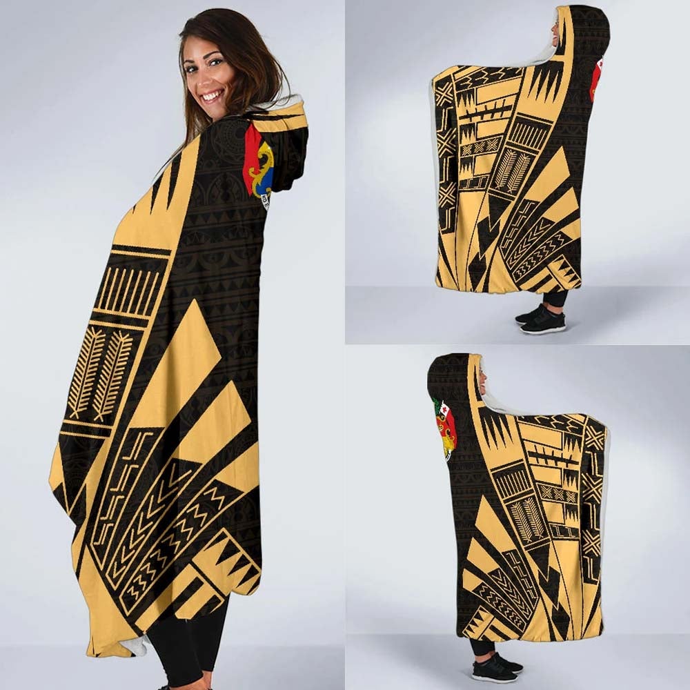 Tonga Hooded Blanket - Polynesian Tattoo Gold