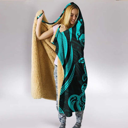 Tonga Hooded Blanket - Turquoise Tentacle Turtle