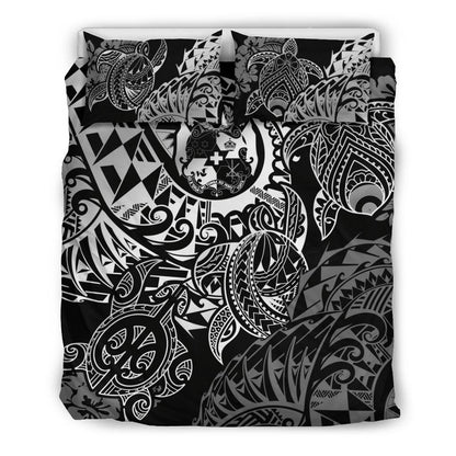 Polynesian Duvet Cover - Tonga Bedding Set - White Turtle Flowing