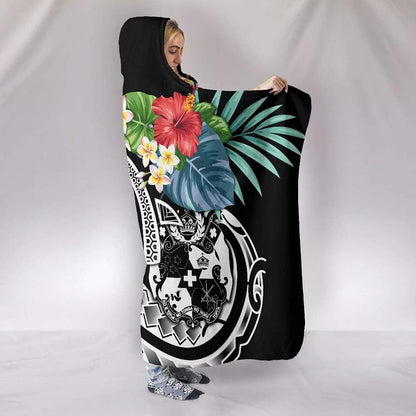Tonga Polynesian Hooded Blanket - Summer Plumeria (Black)