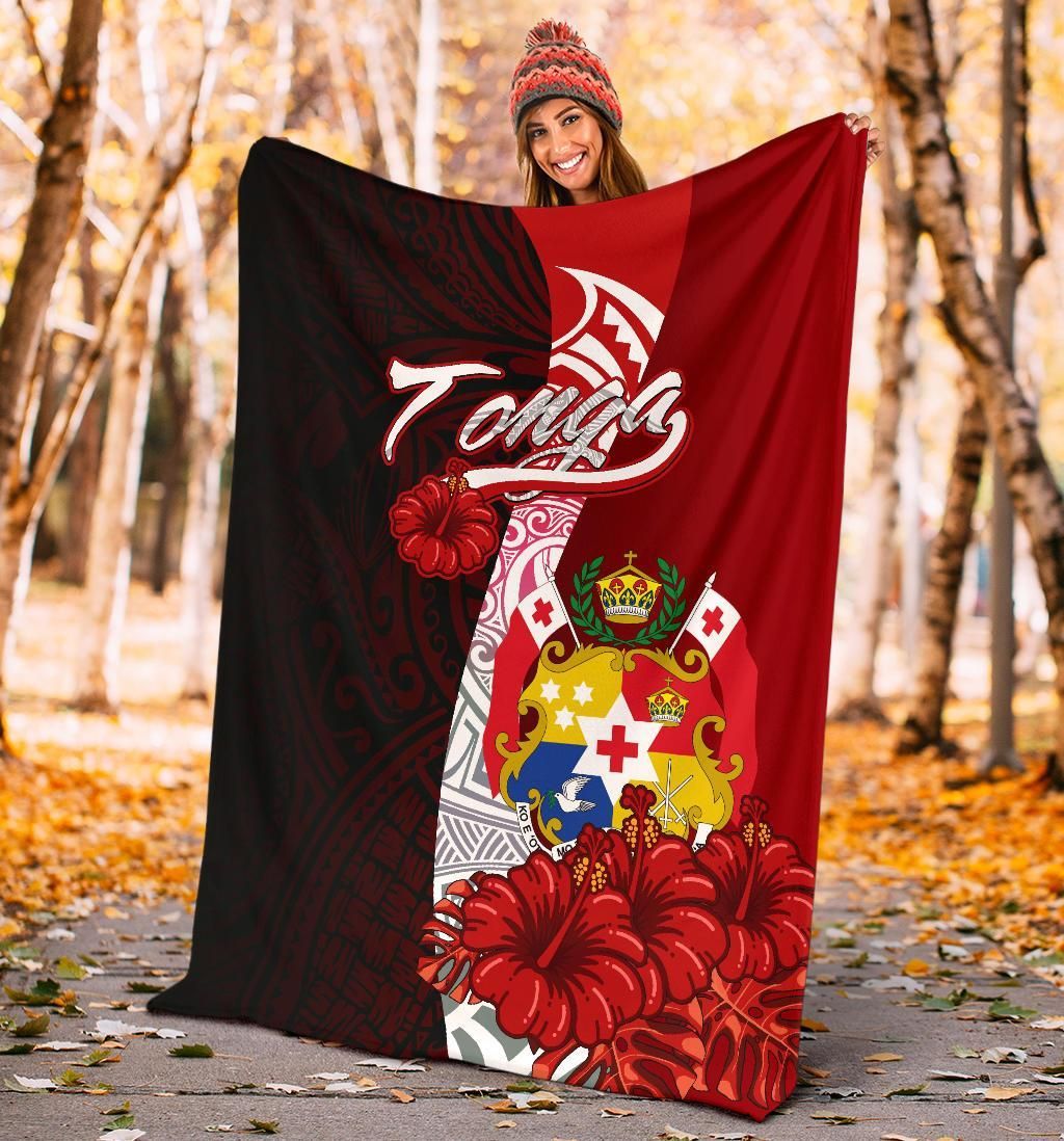 Tonga Polynesian Premium Blanket - Coat Of Arm With Hibiscus