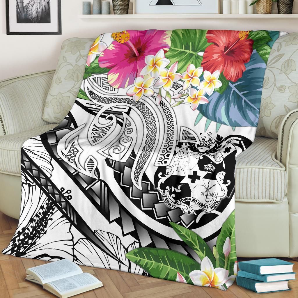 Tonga Polynesian Premium Blanket - Summer Plumeria (White)