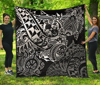 Tonga Polynesian Premium Quilt - White Turtle Flowing
