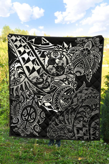 Tonga Polynesian Premium Quilt - White Turtle Flowing