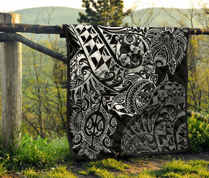 Tonga Polynesian Premium Quilt - White Turtle Flowing