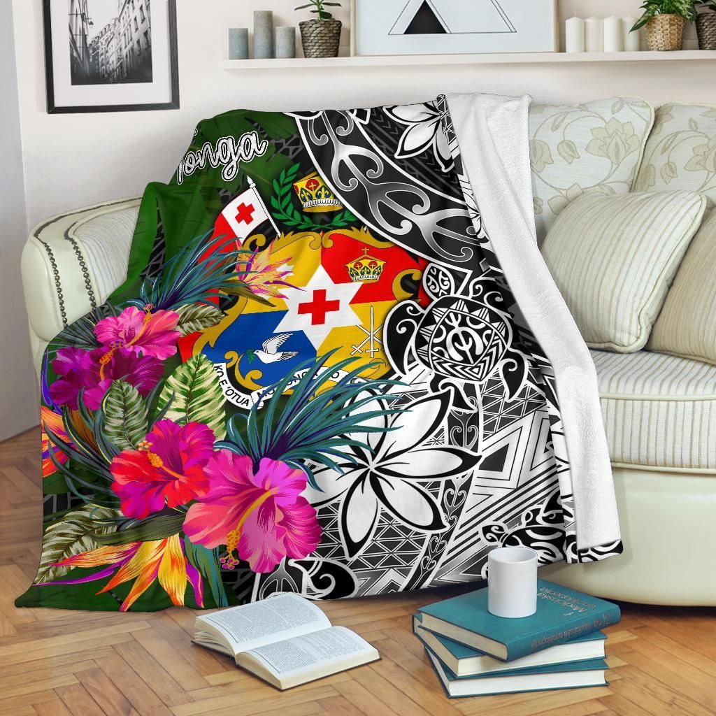 Tonga Premium Blanket - Turtle Plumeria Banana Leaf