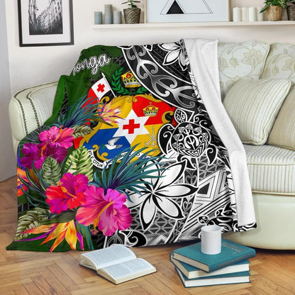 Tonga Premium Blanket - Turtle Plumeria Banana Leaf