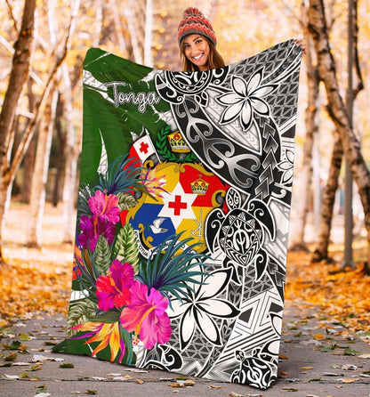 Tonga Premium Blanket White - Turtle Plumeria Banana Leaf