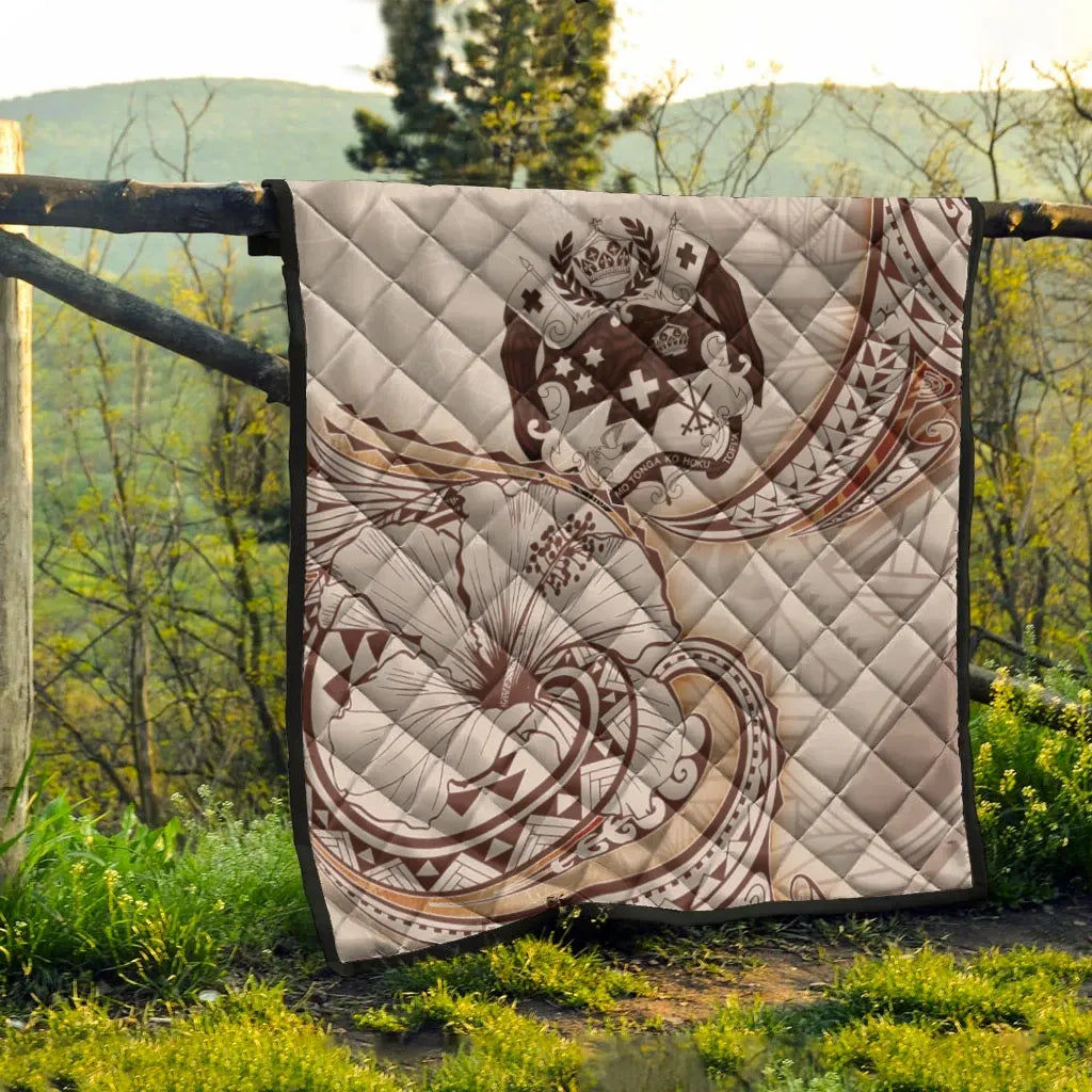 Tonga Premium Quilt - Hibiscus Flowers Vintage Style