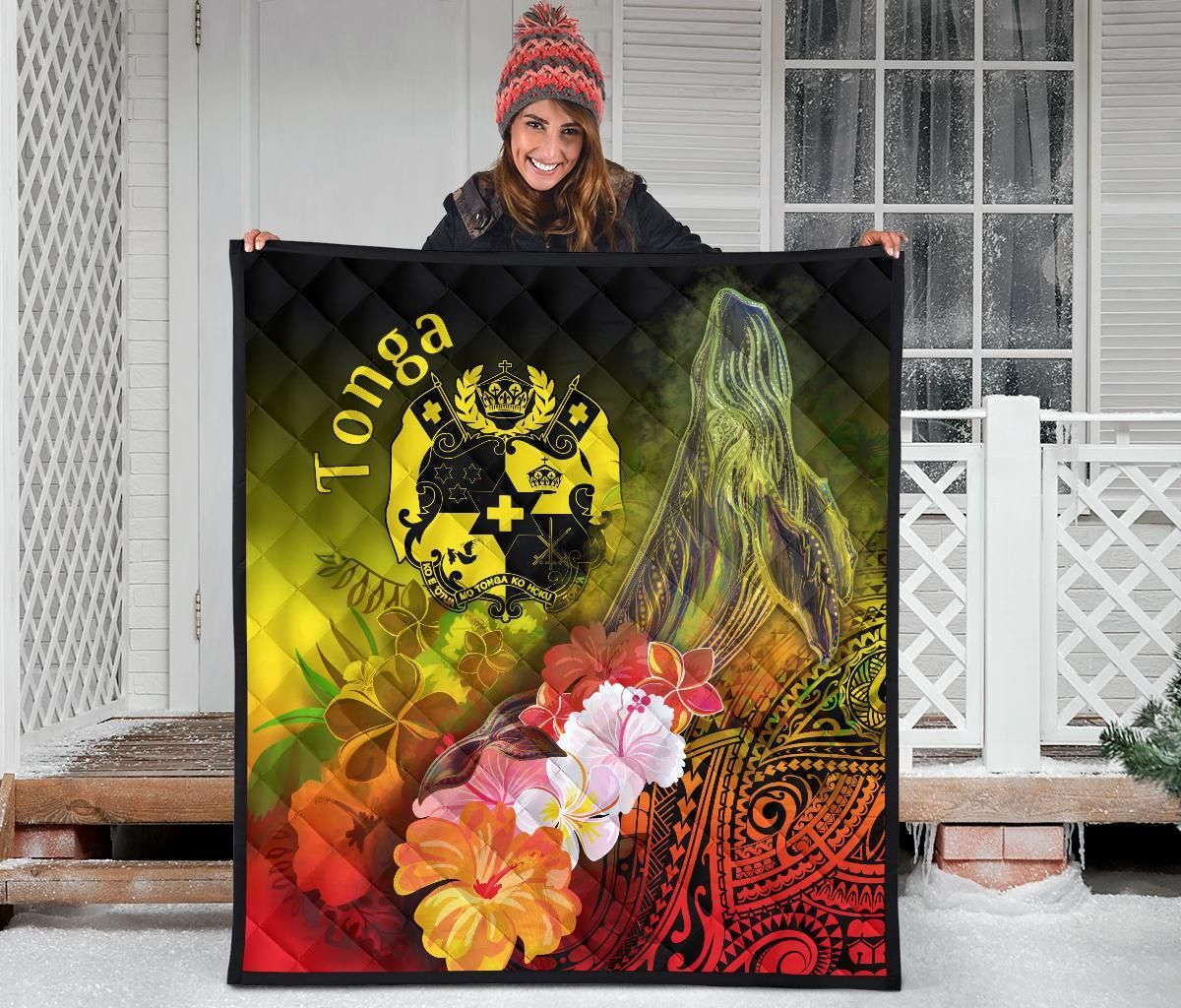 Tonga Premium Quilt - Humpback Whale with Tropical Flowers (Yellow)