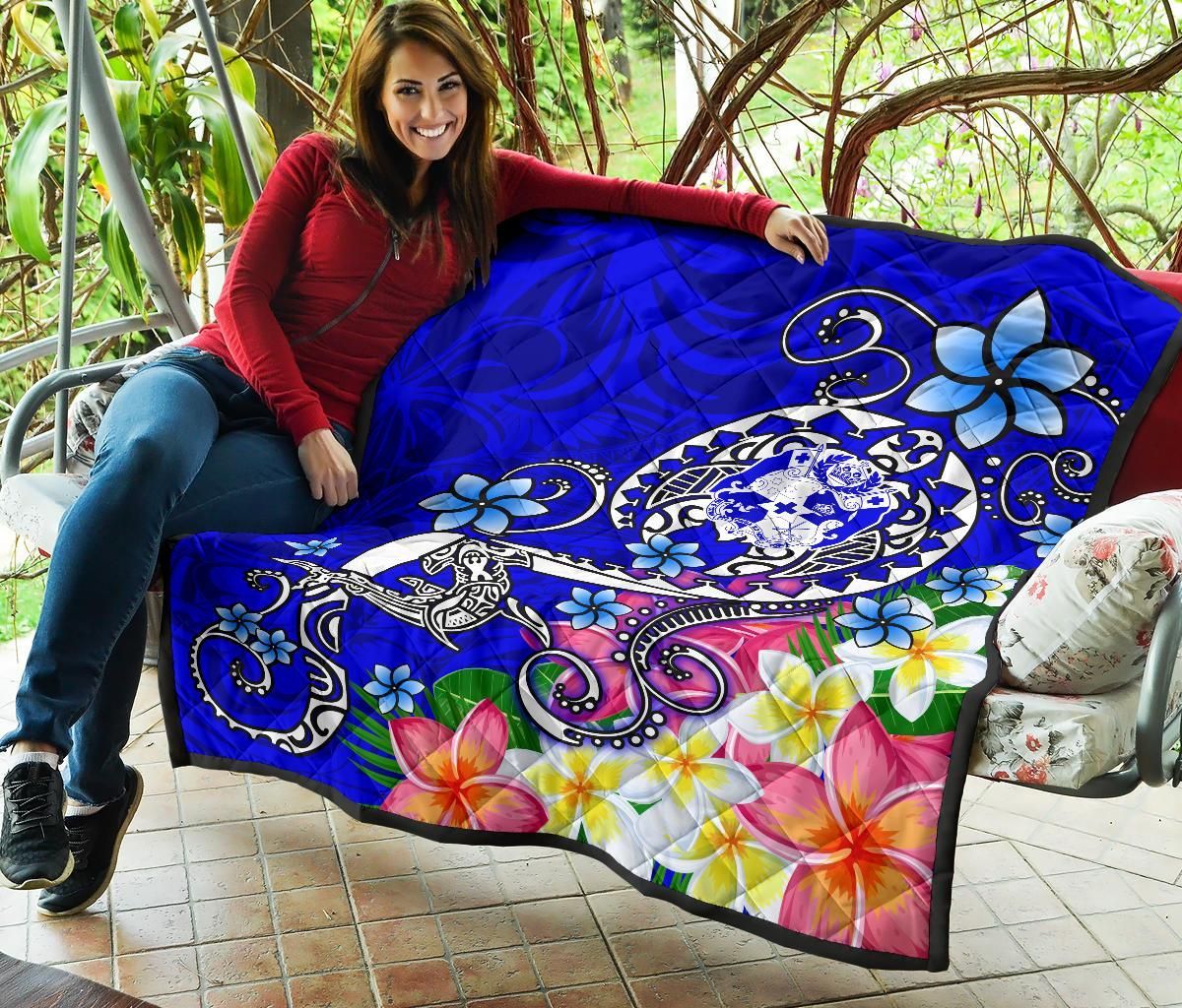 Tonga Premium Quilt - Turtle Plumeria (Blue)
