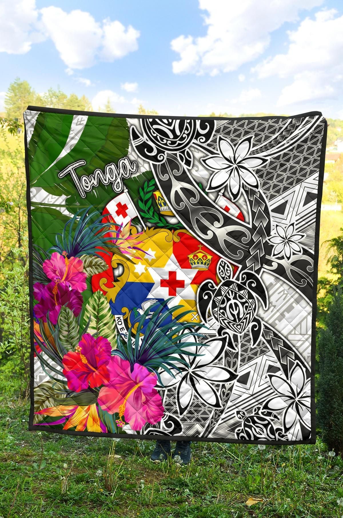 Tonga Premium Quilt White - Turtle Plumeria Banana Leaf