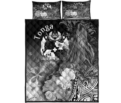 Tonga Quilt Bed Set - Humpback Whale with Tropical Flowers (White)