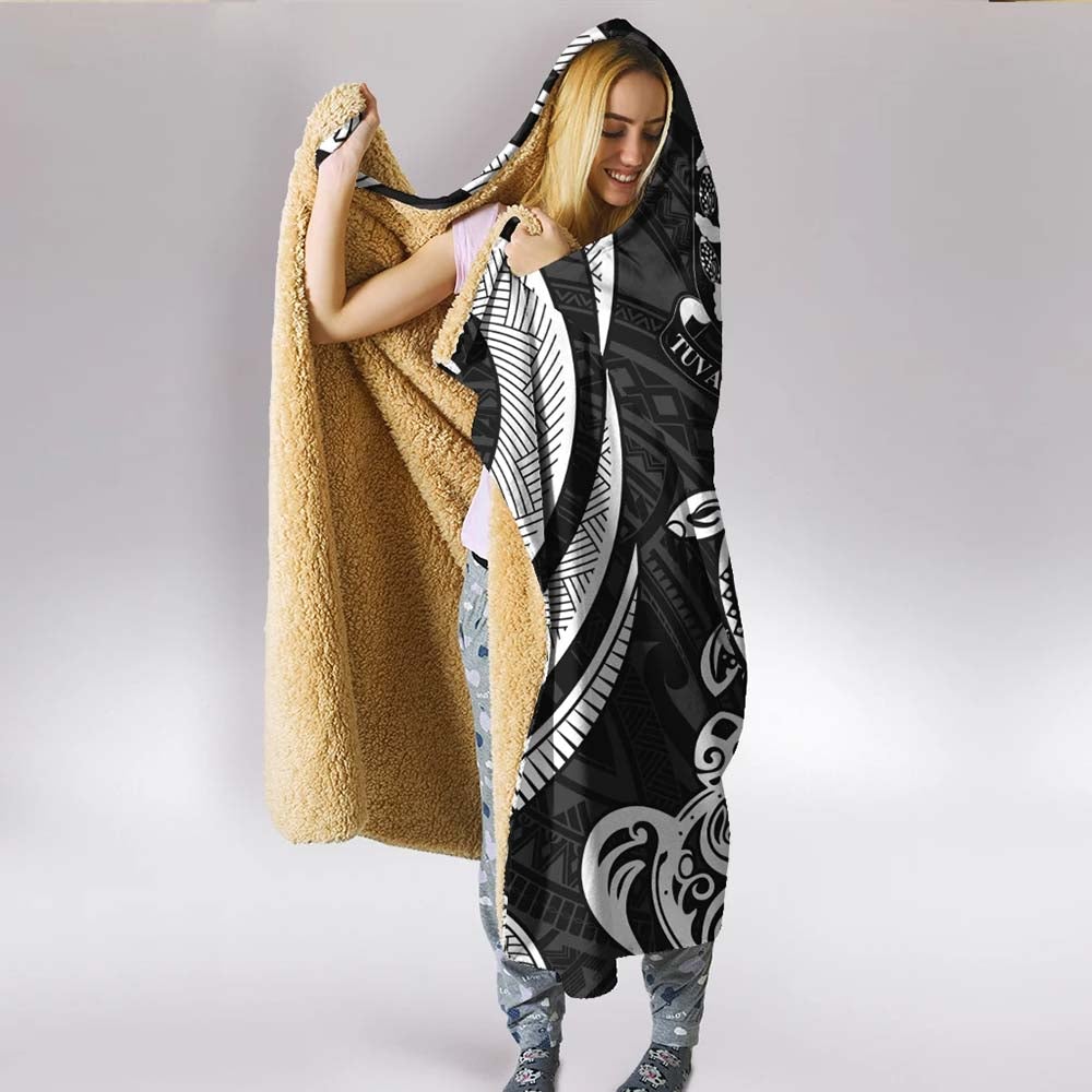 Tuvalu Hooded Blanket - White Tentacle Turtle