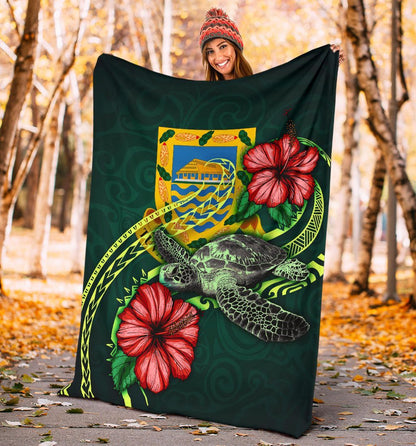 Tuvalu Polynesian Premium Blanket - Green Turtle Hibiscus