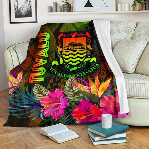 Tuvalu Polynesian Premium Blanket -  Hibiscus and Banana Leaves