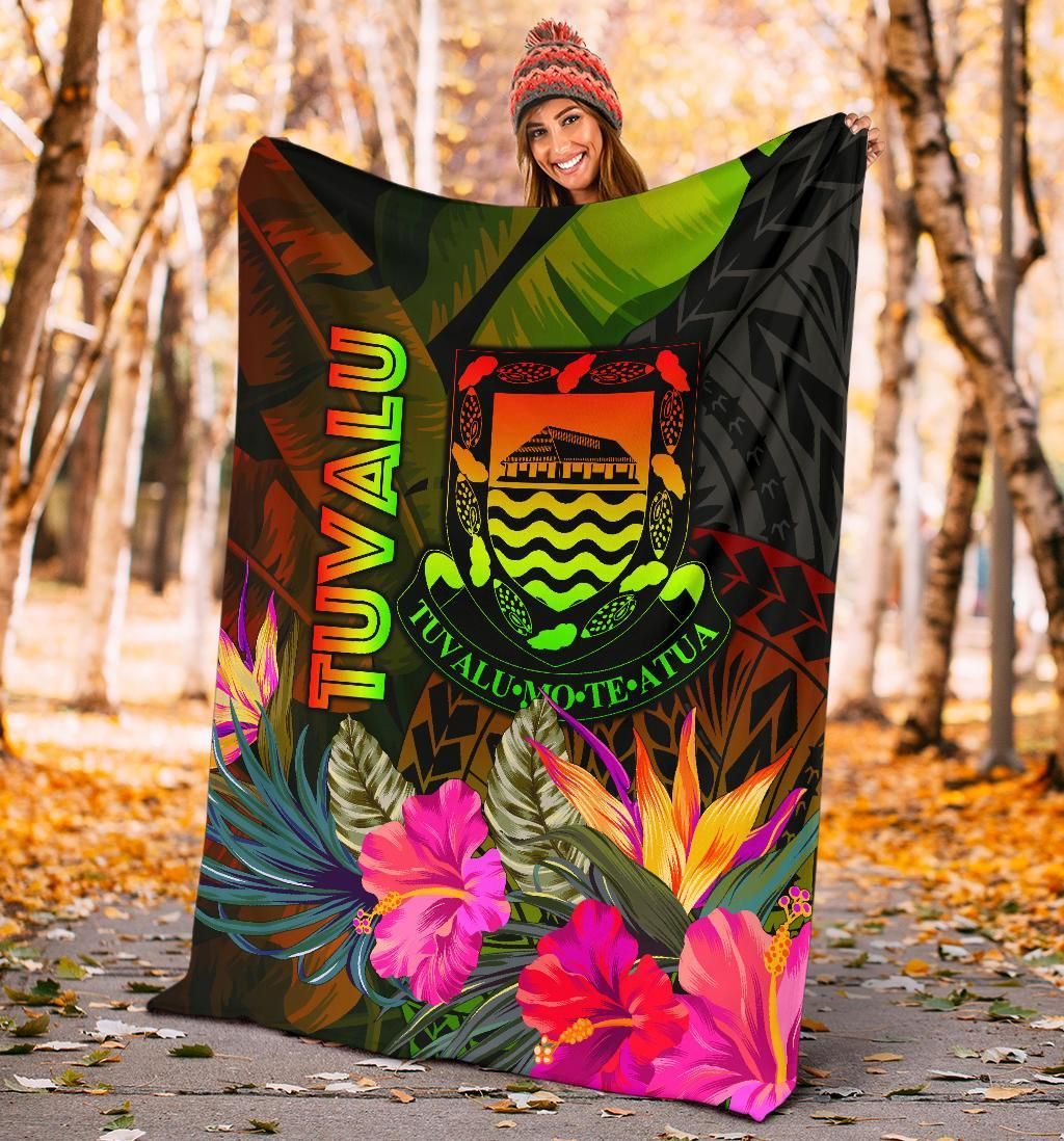 Tuvalu Polynesian Premium Blanket -  Hibiscus and Banana Leaves