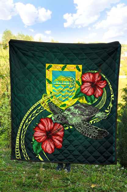 Tuvalu Polynesian Premium Quilt - Green Turtle Hibiscus