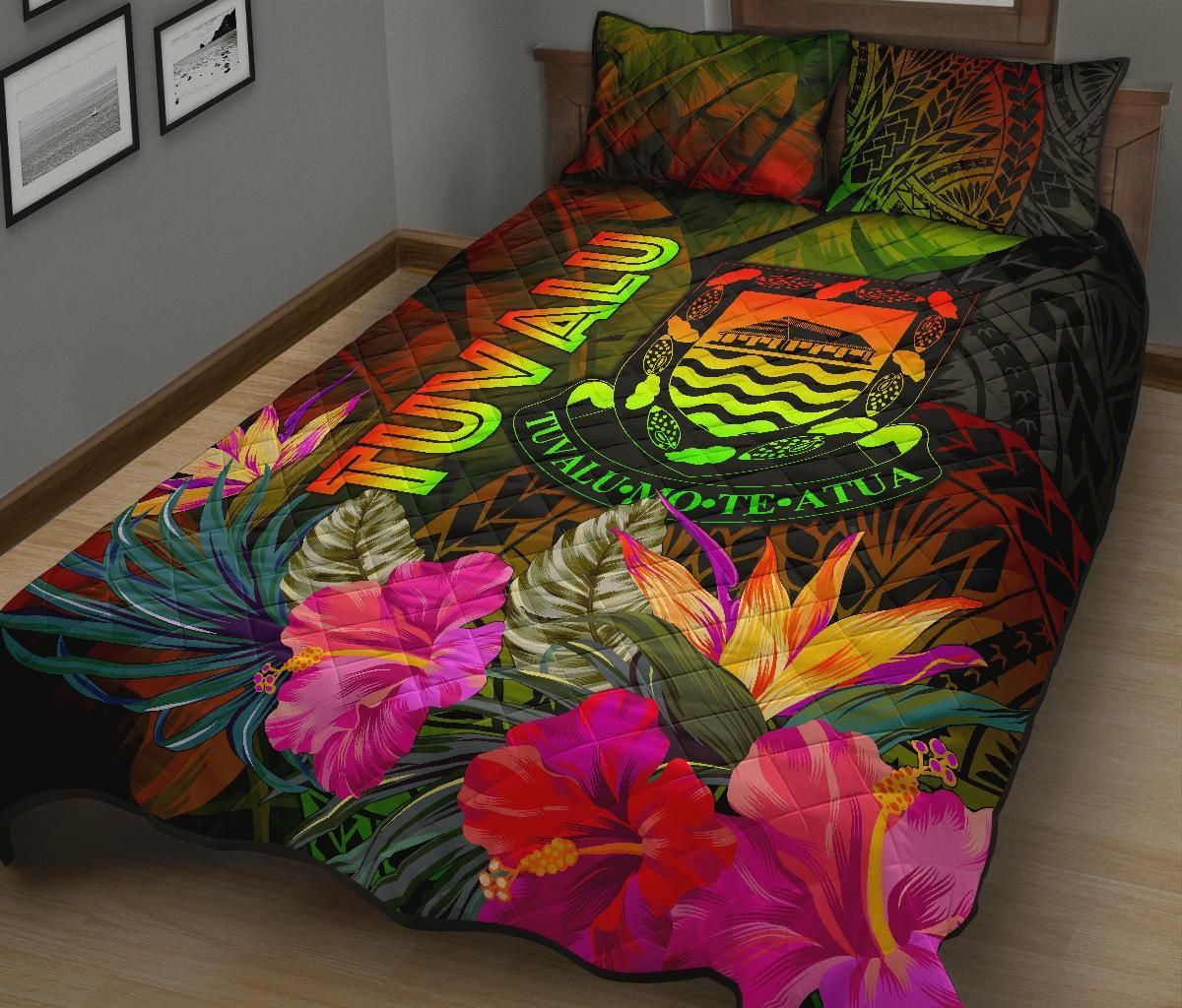Tuvalu Polynesian Quilt Bed Set - Hibiscus and Banana Leaves
