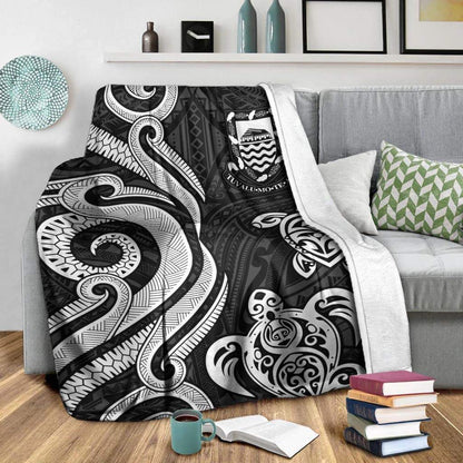 Tuvalu Premium Blanket - White Tentacle Turtle
