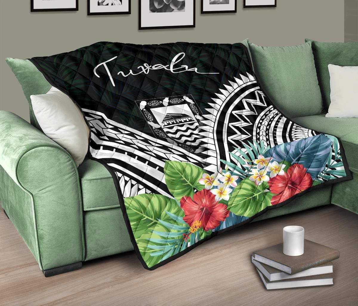 Tuvalu Premium Quilt - Tuvalu Coat of Arms & Polynesian Tropical Flowers White