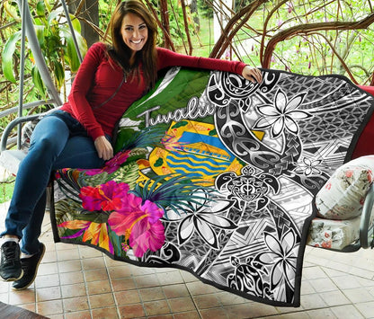 Tuvalu Premium Quilt White - Turtle Plumeria Banana Leaf