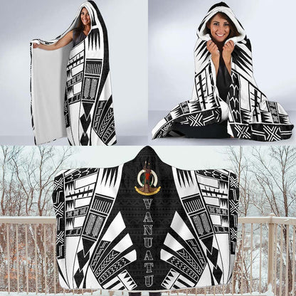 Vanuatu Hooded Blanket - Polynesian Tattoo Black