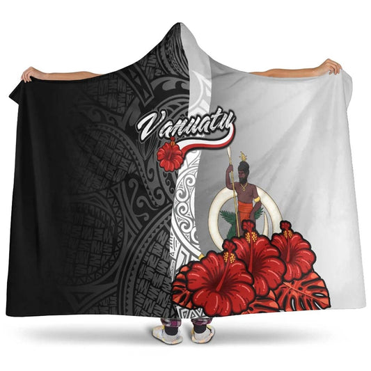 Vanuatu Polynesian Hooded Blanket- Coat Of Arm With Hibiscus White