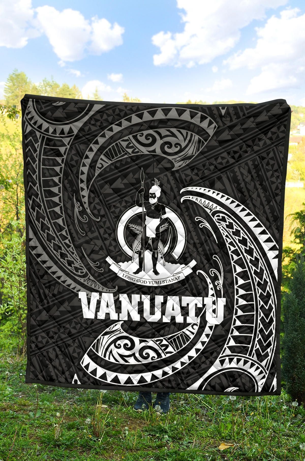 Vanuatu Polynesian Premium Quilt - White Tribal Wave