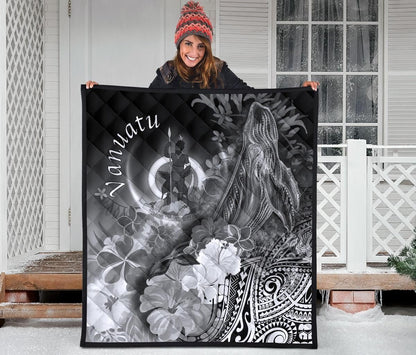 Vanuatu Premium Quilt - Humpback Whale with Tropical Flowers (White)