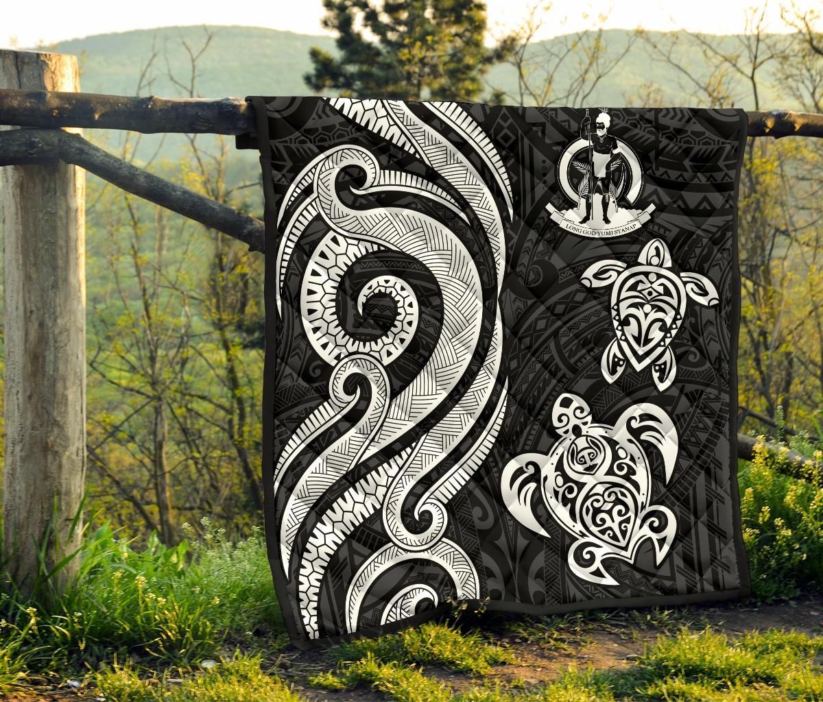 Vanuatu Premium Quilt - White Tentacle Turtle