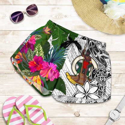 Vanuatu Women Shorts White - Turtle Plumeria Banana Leaf