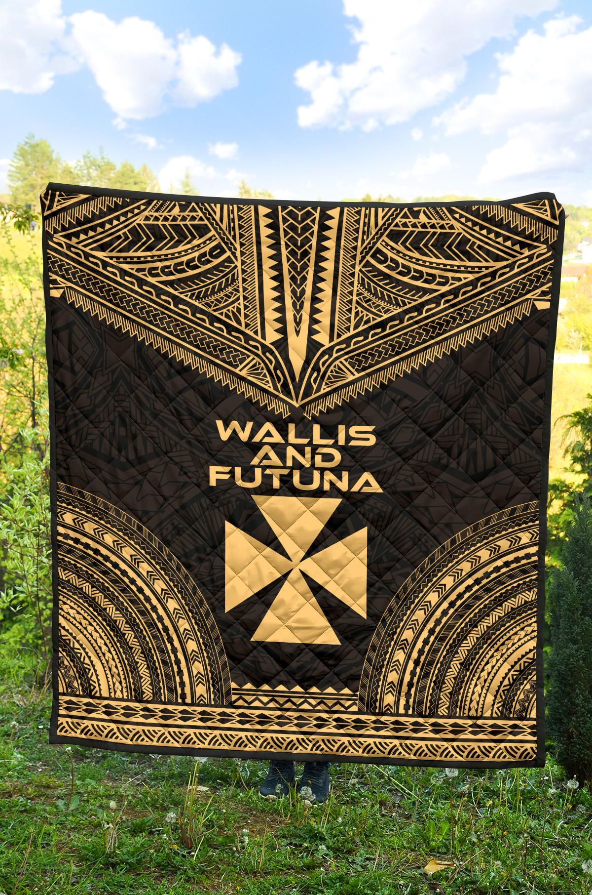 Wallis And Futuna Premium Quilt - Wallis And Futuna Coat Of Arms Polynesian Chief Gold Version