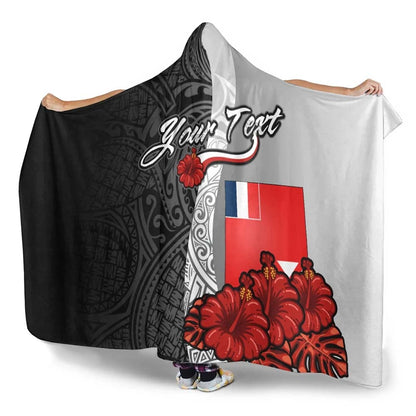 Wallis and Futuna Polynesian Custom Personalised Hooded Blanket- Coat Of Arm With Hibiscus White