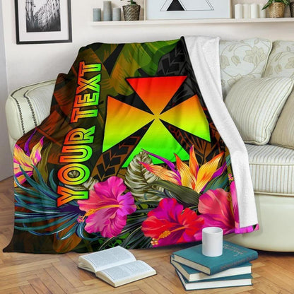 Wallis and Futuna Polynesian Personalised Premium Blanket - Hibiscus and Banana Leaves