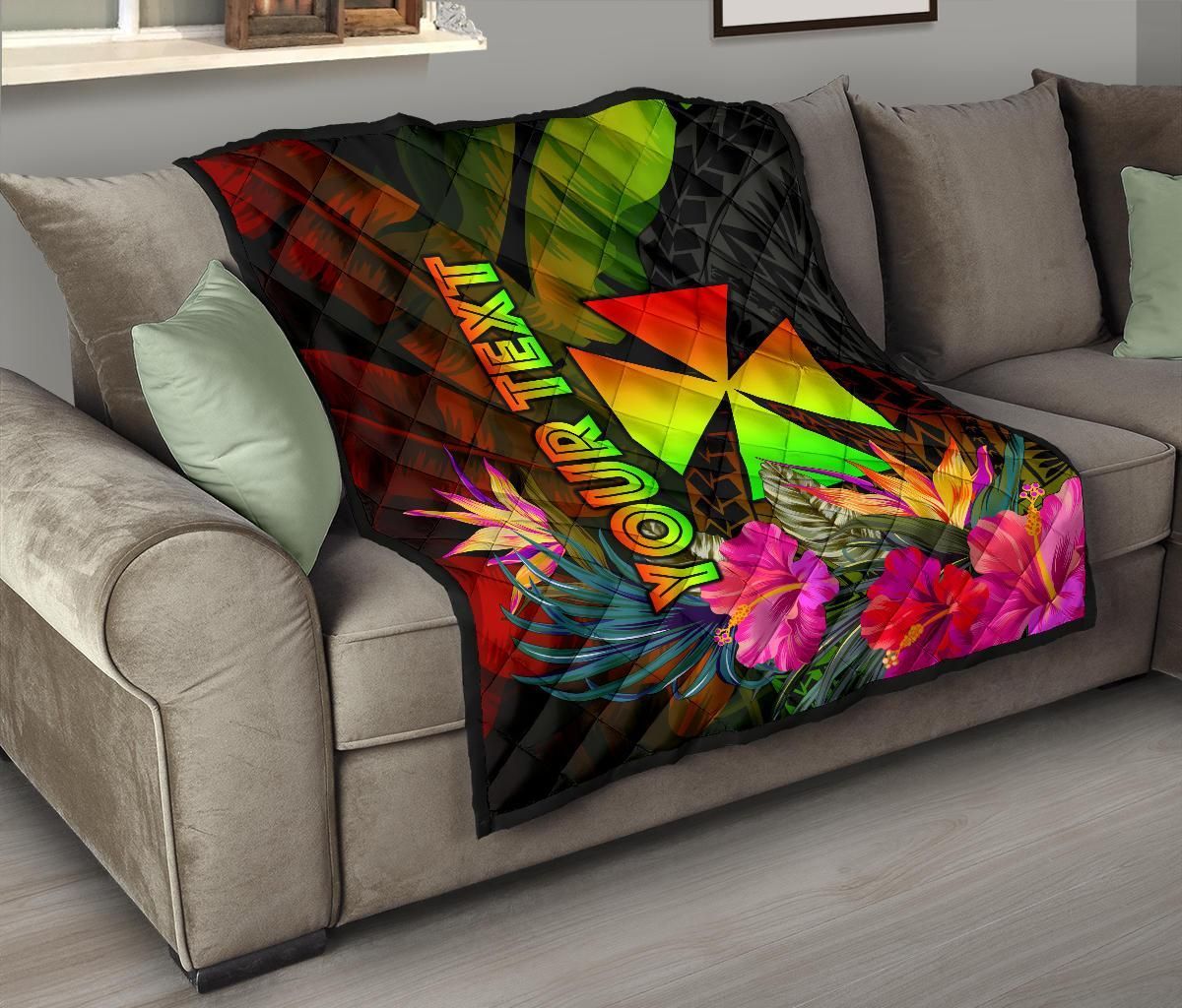 Wallis and Futuna Polynesian Personalised Premium Quilt - Hibiscus and Banana Leaves