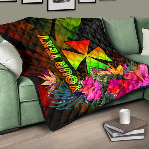 Wallis and Futuna Polynesian Personalised Premium Quilt - Hibiscus and Banana Leaves