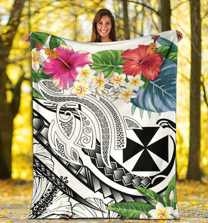 Wallis and Futuna Polynesian Premium Blanket - Summer Plumeria (White)