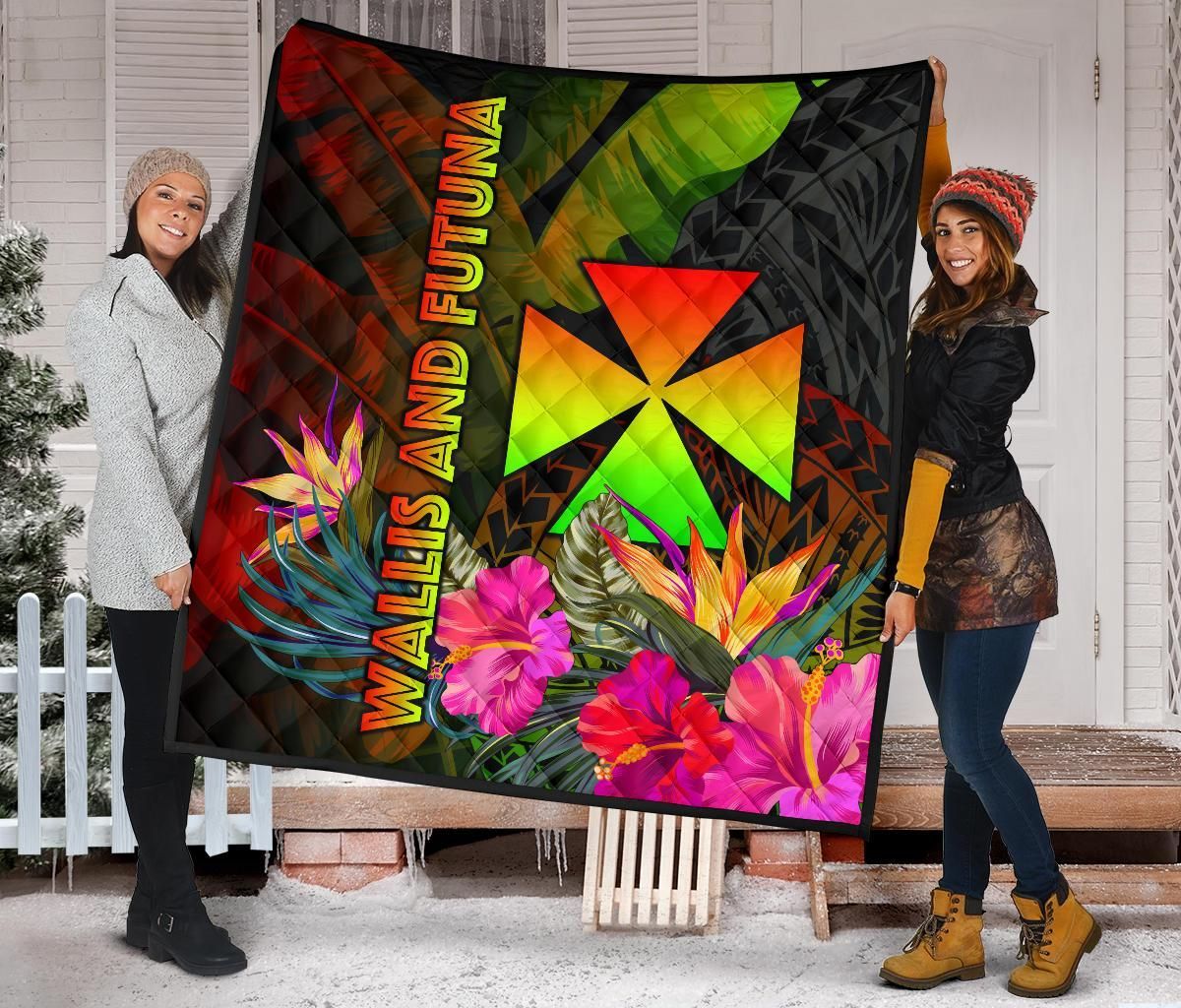 Wallis and Futuna Polynesian Premium Quilt - Hibiscus and Banana Leaves