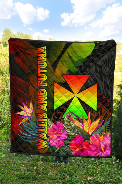 Wallis and Futuna Polynesian Premium Quilt - Hibiscus and Banana Leaves