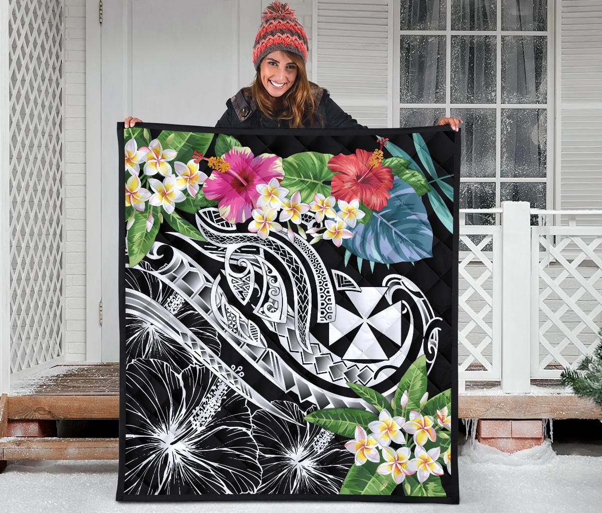 Wallis and Futuna Polynesian Premium Quilt - Summer Plumeria (Black)