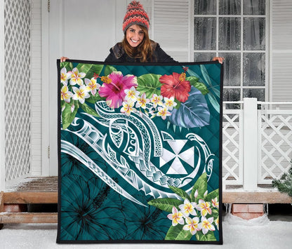 Wallis and Futuna Polynesian Premium Quilt - Summer Plumeria (Turquoise)