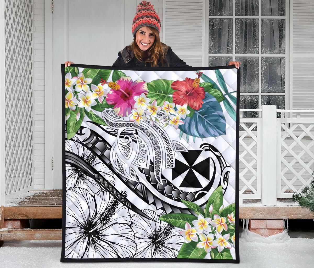 Wallis and Futuna Polynesian Premium Quilt - Summer Plumeria (White)