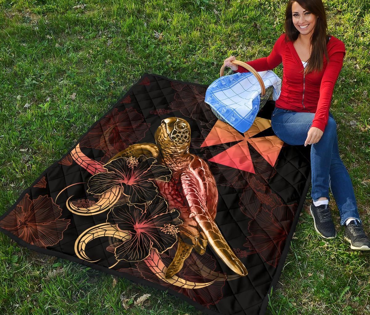 Wallis And Futuna Polynesian Premium Quilt - Turtle With Blooming Hibiscus Gold