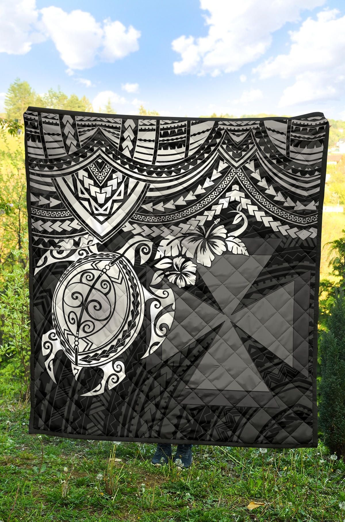 Wallis and Futuna Polynesian Premium Quilt - Wallis and Futuna Coat Of Arms & White Turtle Hibiscus