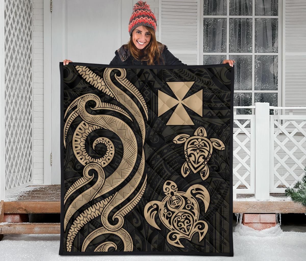 Wallis and Futuna Premium Quilt - Gold Tentacle Turtle