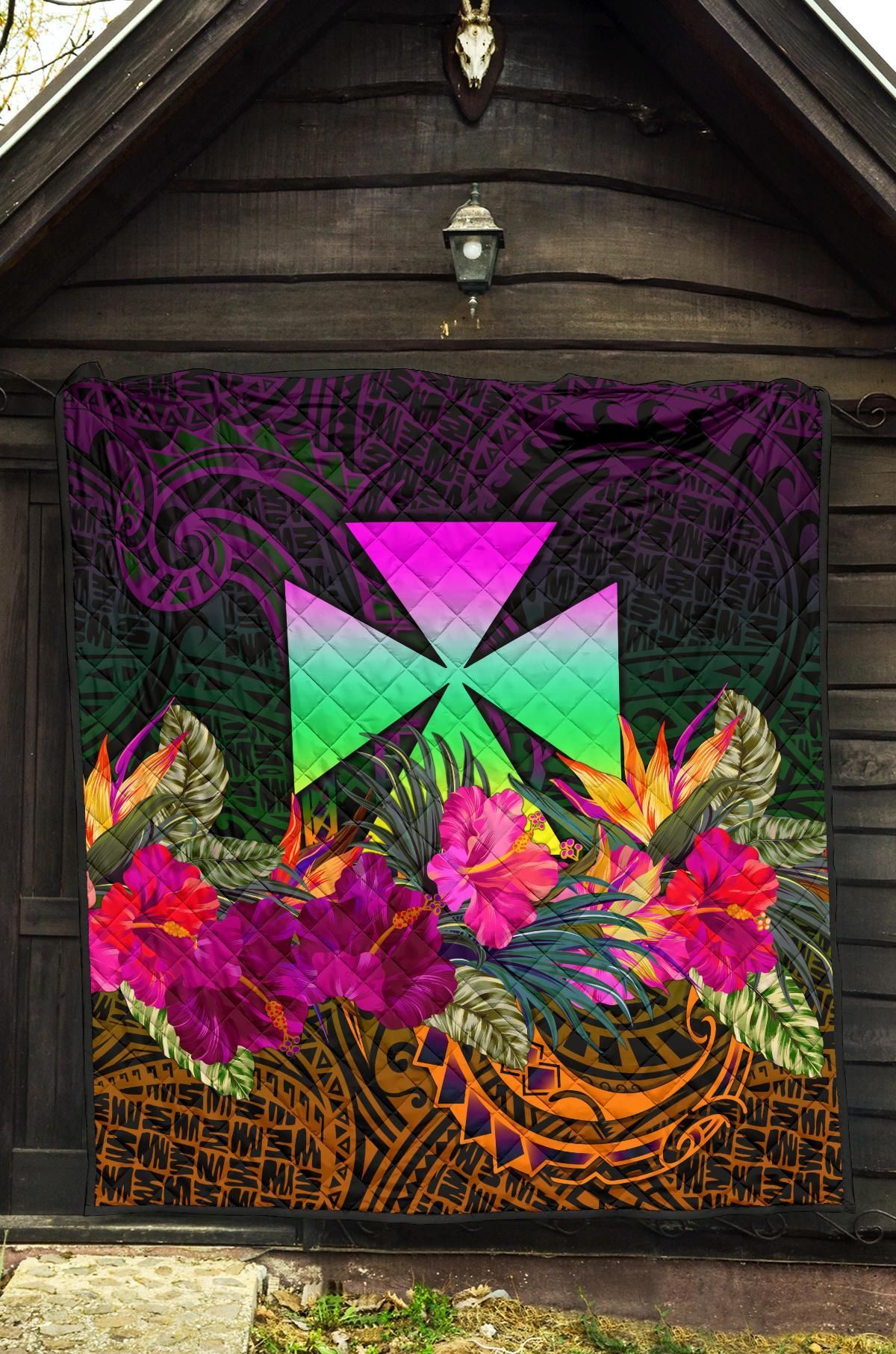 Wallis and Futuna  Premium Quilt - Summer Hibiscus