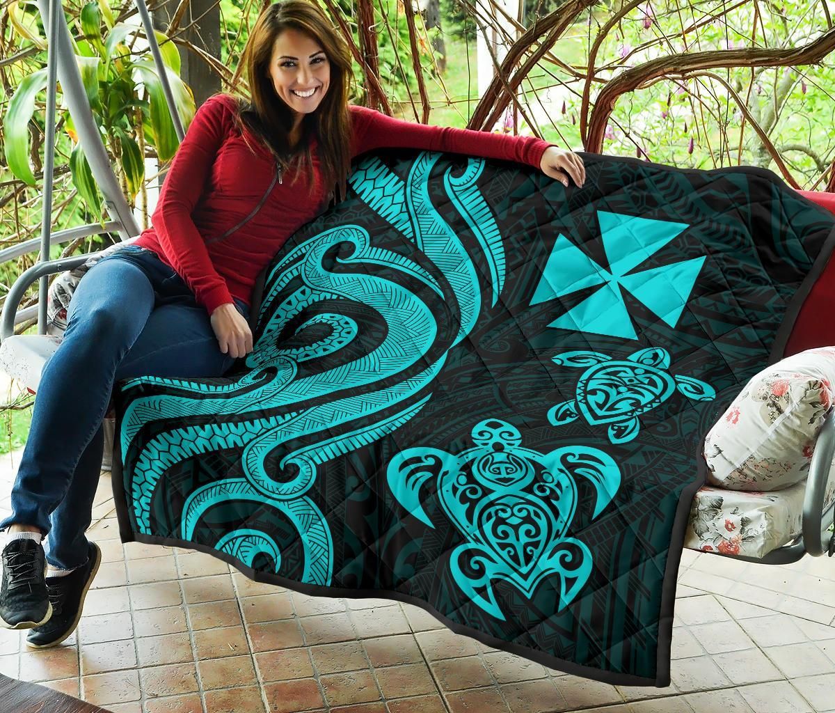 Wallis and Futuna Premium Quilt - Turquoise Tentacle Turtle
