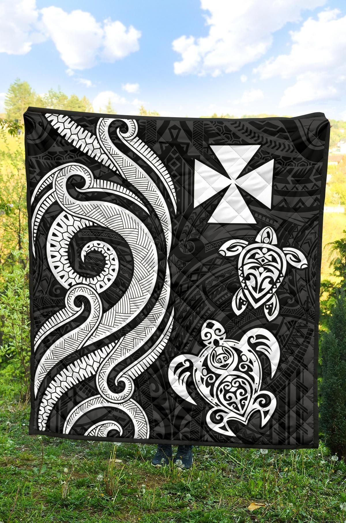 Wallis and Futuna Premium Quilt - White Tentacle Turtle
